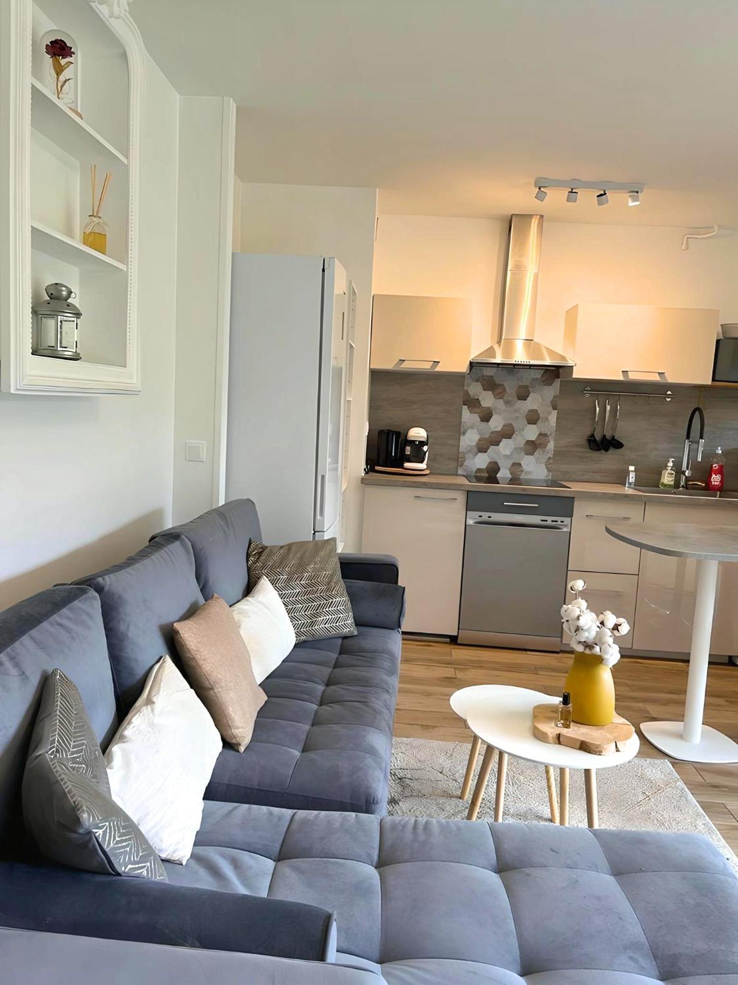 Appartement Avec Jardin Prive - 2 A 4 Voyageur Chaville Kültér fotó